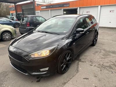 Gebraucht Ford Focus ST-Line 140 PS (102 kW) 2017 Schwarz Kombi