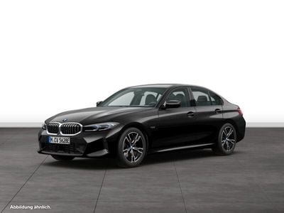 BMW 330e