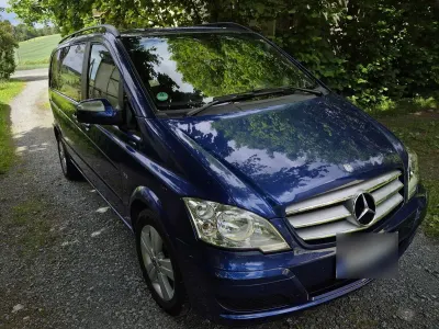 Gebraucht Mercedes Viano 224 PS (164 kW) 2012 Blau Van / Kleinbus