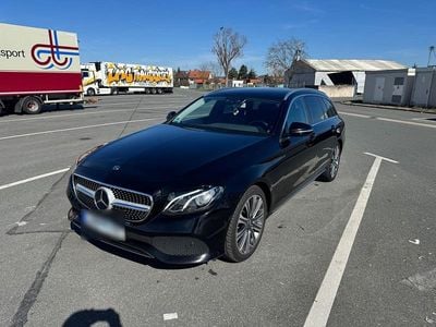 Usata Mercedes E220 194 CV (142 kW) 2018 Nero Station wagon