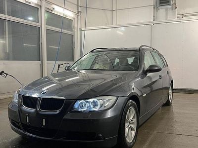 Gebraucht BMW 320 163 PS (119 kW) 2005 Grau Kombi
