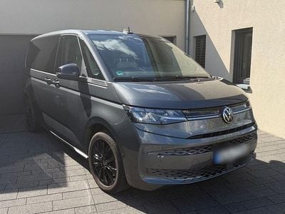 Second-hand VW Multivan Goal 204 CP (150 kW) 2025 Gri Monovolum