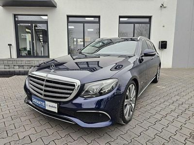 Gebraucht Mercedes E220 194 PS (142 kW) 2017 Blau Limousine