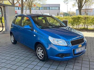 Second-hand Chevrolet Aveo 84 CP (61 kW) 2010 Albastru Hatchback
