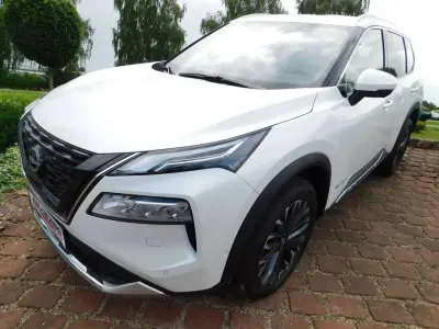 Neu Nissan X-Trail Tekna 204 PS (150 kW) 2025 Pearl white SUV