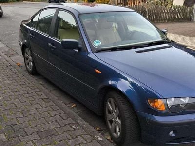 Gebraucht BMW 320 150 PS (110 kW) 2004 Blau Limousine