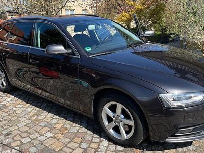 Gebraucht Audi A4 Comfort 150 PS (110 kW) 2014 Schwarz Kombi