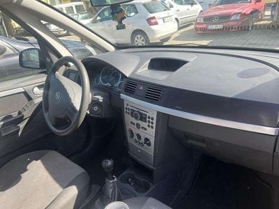Gebraucht Opel Meriva Edition 101 PS (74 kW) 2004 Van / Kleinbus