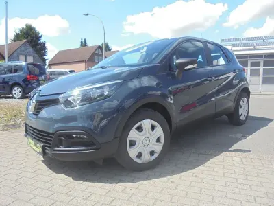 Gebraucht Renault Captur Life 90 PS (66 kW) 2016 Braun SUV