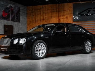 Schwarz Gebraucht 2017 Bentley Flying Spur Limousine | 49.900 €