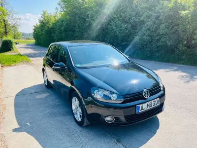 Używany VW Golf VII Match 122 KM (89 kW) 2012 Czarny Sedan/Limuzyna
