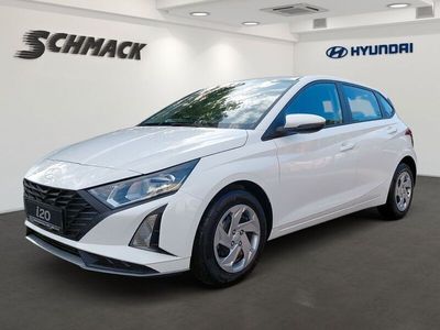 Weiß Gebraucht 2024 Hyundai i20 Select Limousine | 17.890 € (Fairer Preis)