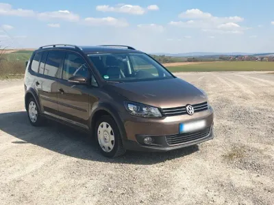 Gebraucht VW Touran Cross 177 PS (130 kW) 2014 Braun Van / Kleinbus