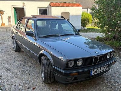 Usata BMW 325 Performance 170 CV (125 kW) 1987 Grigio Berlina