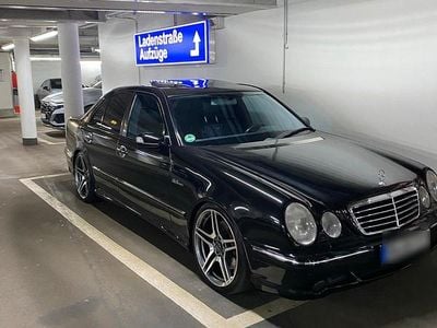 Usata Mercedes E55 AMG AMG 354 CV (260 kW) 2003 Nero Berlina