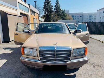 Usata Mercedes 300 SE 179 CV (131 kW) 1988 Marrone Berlina