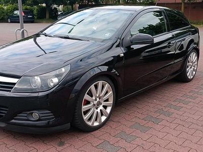Opel Astra GTC