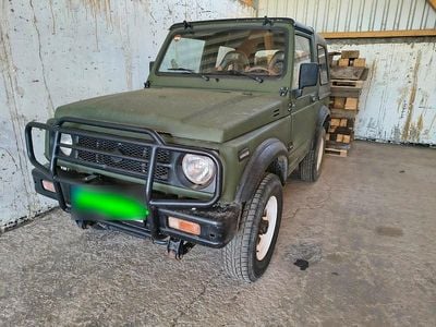 Usado Suzuki Samurai 70 HP (51 kW) 1992 Verde SUV