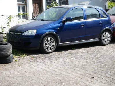 Gebraucht Opel Corsa 80 PS (58 kW) 2009 Blau Kleinwagen