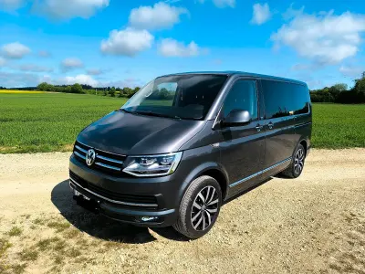 Usata VW Transporter Generation Six 150 CV (110 kW) 2019 Andere farben Furgone
