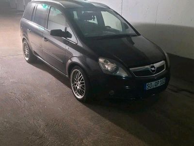 gebraucht Opel Zafira 1.9 CDTI First Edition