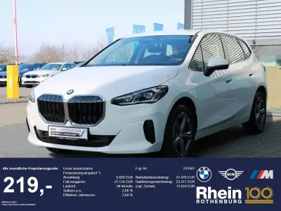 Gebraucht BMW 220 Active Tourer 170 PS (125 kW) 2025 Weiß Van / Kleinbus