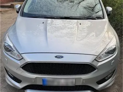 Gebraucht Ford Focus Titanium S 125 PS (91 kW) 2017 Silber Kombi
