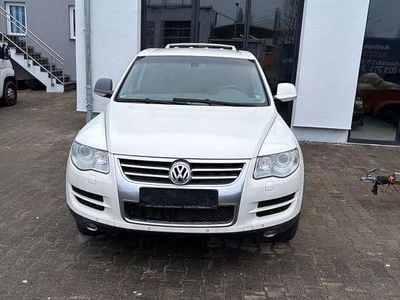 Gebraucht VW Touareg 239 PS (175 kW) 2009 Weiß SUV