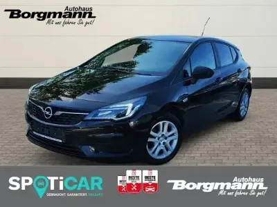 Usata Opel Astra Edition 110 CV (80 kW) 2021 Nero Berlina