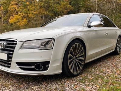 Audi S8