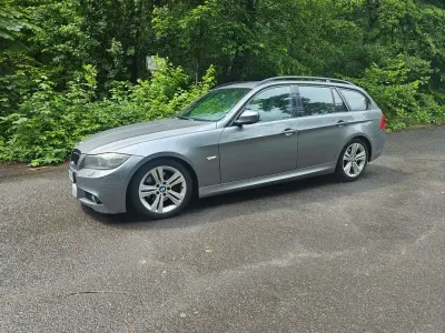 Gebraucht BMW 318 M Sport 143 PS (105 kW) 2010 Grau Kombi