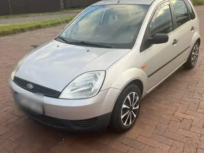 Gebraucht Ford Fiesta 70 PS (51 kW) 2004 Kleinwagen