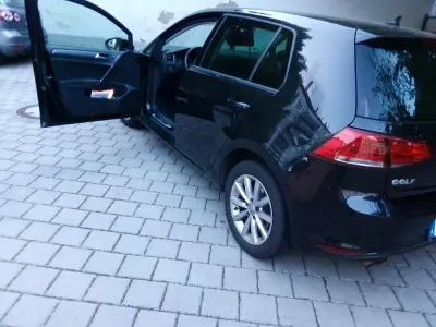 Gebraucht VW Golf VII LOUNGE 150 PS (110 kW) 2015 Schwarz Limousine