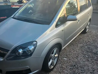 Gebraucht Opel Zafira 140 PS (102 kW) 2007 Silber Van / Kleinbus