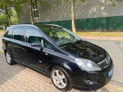 Gebraucht Opel Zafira 140 PS (102 kW) 2009 Schwarz Van / Kleinbus