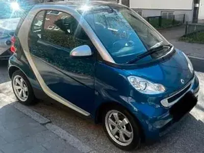 Gebraucht Smart ForTwo Coupé Passion 84 PS (61 kW) 2010 Blau Coupé