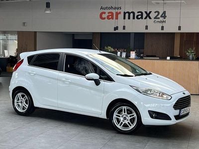Weiß Gebraucht 2014 Ford Fiesta Titanium Kleinwagen | 6.740 € (Fairer Preis)