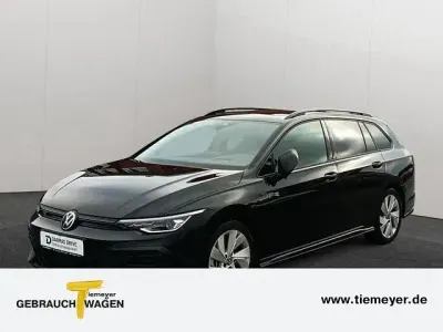 Gebraucht VW Golf VIII R-line 150 PS (110 kW) 2025 Schwarz Kombi