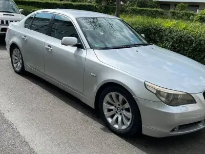 Gebraucht BMW 520 Sport Line 170 PS (125 kW) 2004 Silber Limousine