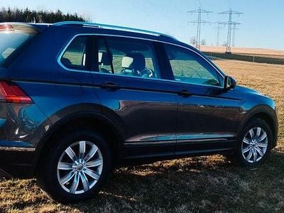 Gebraucht VW Tiguan 190 PS (139 kW) 2018 Grau SUV
