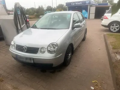 Gebraucht VW Polo 63 PS (46 kW) 2004 Silber Limousine