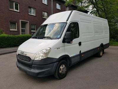 Gebraucht Iveco Daily 126 PS (92 kW) 2012 Weiß Van / Kleinbus