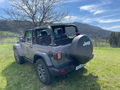 Gebraucht Jeep Wrangler Sahara 200 PS (147 kW) 2020 Grau SUV