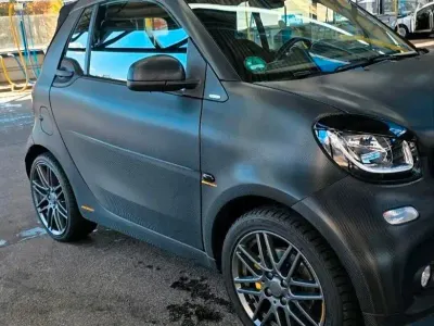 Gebraucht Smart ForTwo Cabrio Brabus 90 PS (66 kW) 2017 Schwarz Cabrio
