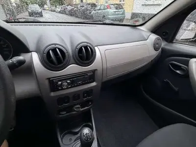 Gebraucht Dacia Sandero 75 PS (55 kW) 2011 Limousine