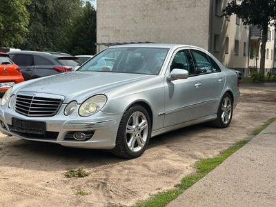 Mercedes E320