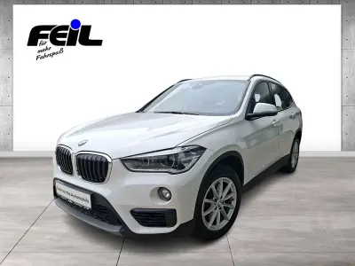Gebraucht BMW X1 Advantage 231 PS (169 kW) 2016 Alpinweiss iii SUV