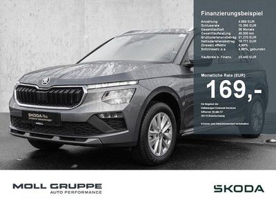 Graphitegrau metallic Neu 2025 Skoda Kamiq Selection SUV | 23.440 € (Superpreis)