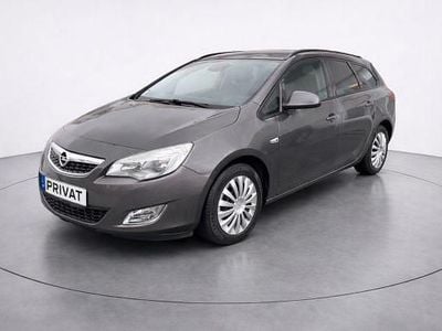 Gebraucht Opel Astra 140 PS (102 kW) 2012 Grau Kombi