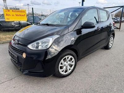 Gebraucht Hyundai i10 Trend 67 PS (49 kW) 2018 Schwarz Kleinwagen